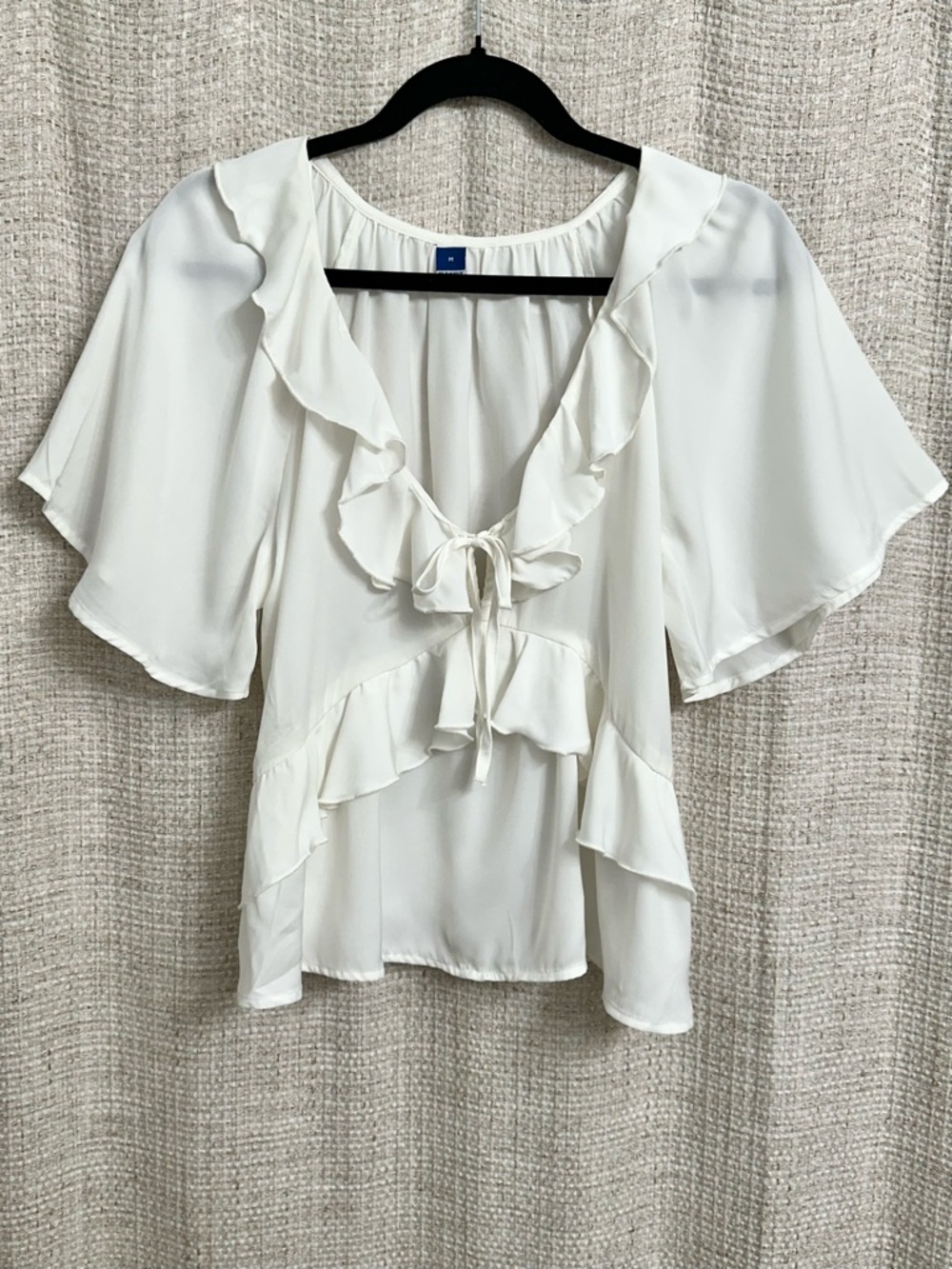 Old Navy White Ruffle Tie Front Blouse Peasant Flutter Sleeve Top Size Medium
